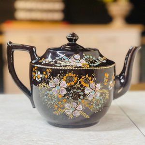 Vintage WIlson Gibson & Sons Hand-Painted Teapot Saffordshire England